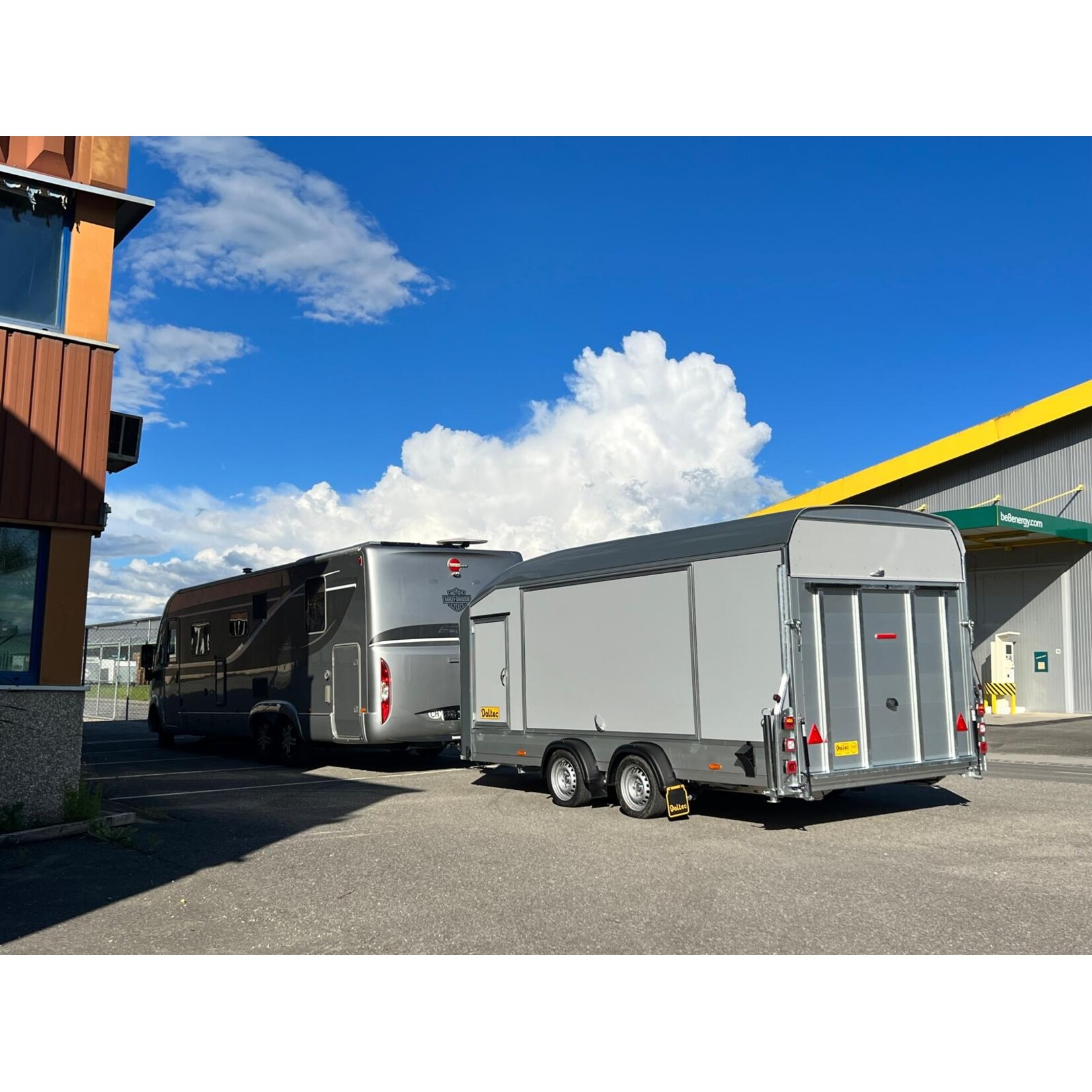 Debon Debon Roadster C1000 Remorque fourgon à deux essieux