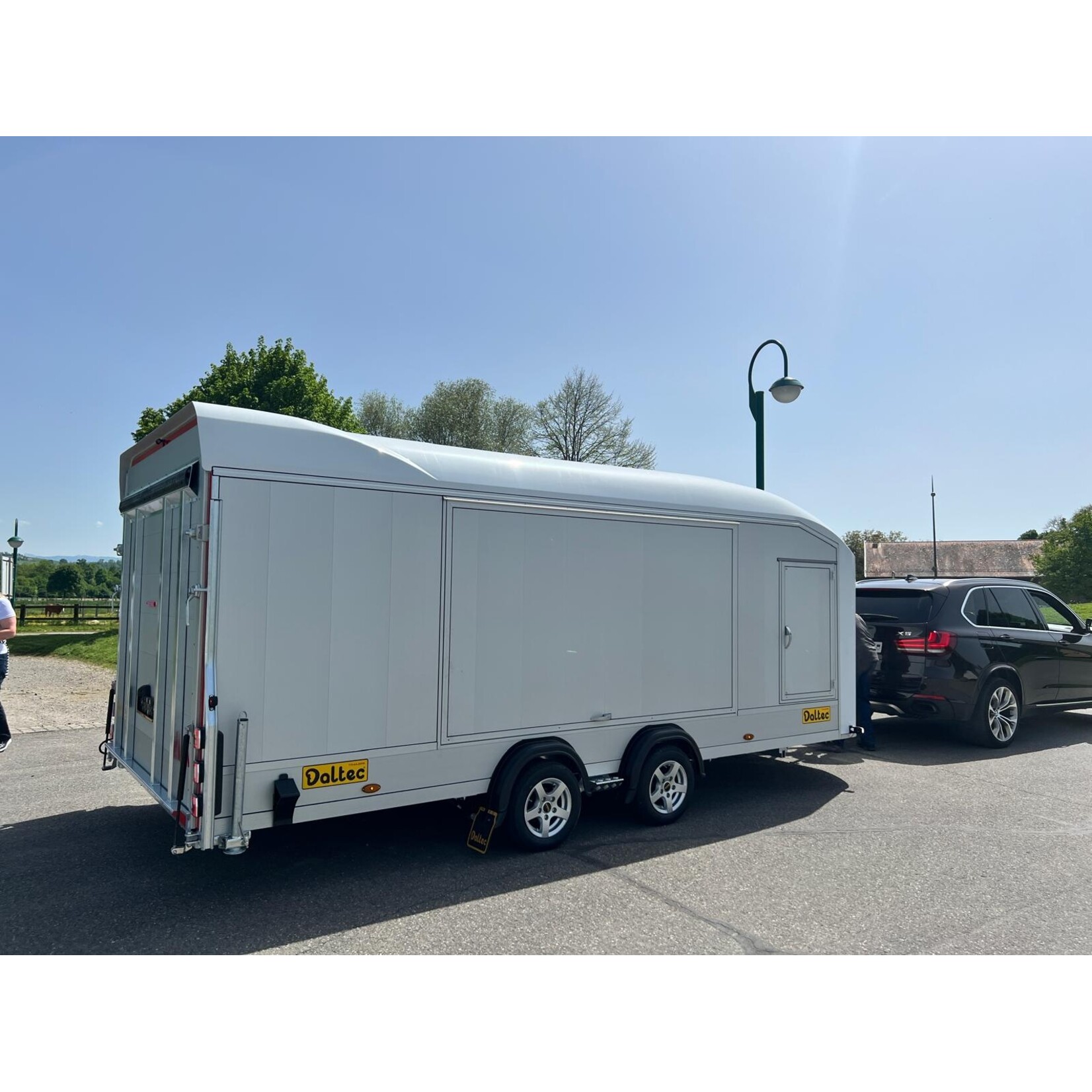 Debon Debon Roadster C2000 Kofferanhänger