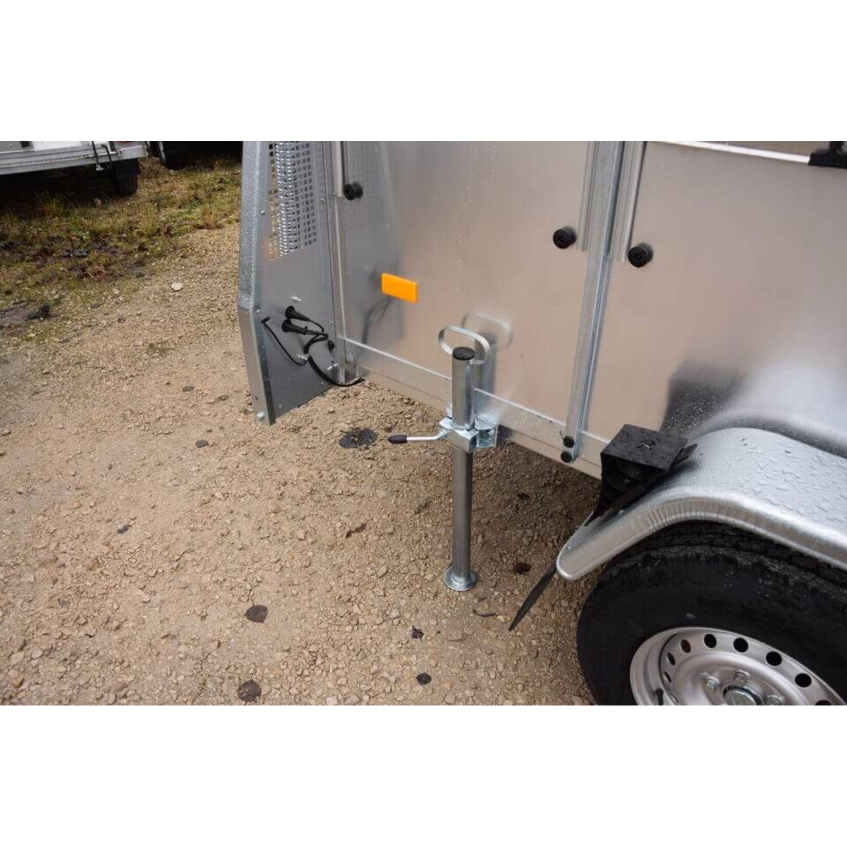 NIEWIADÒW Les vans Niewiadow sont fabriqués en matériaux robustes - Copy - Copy - Copy - Copy - Copy - Copy