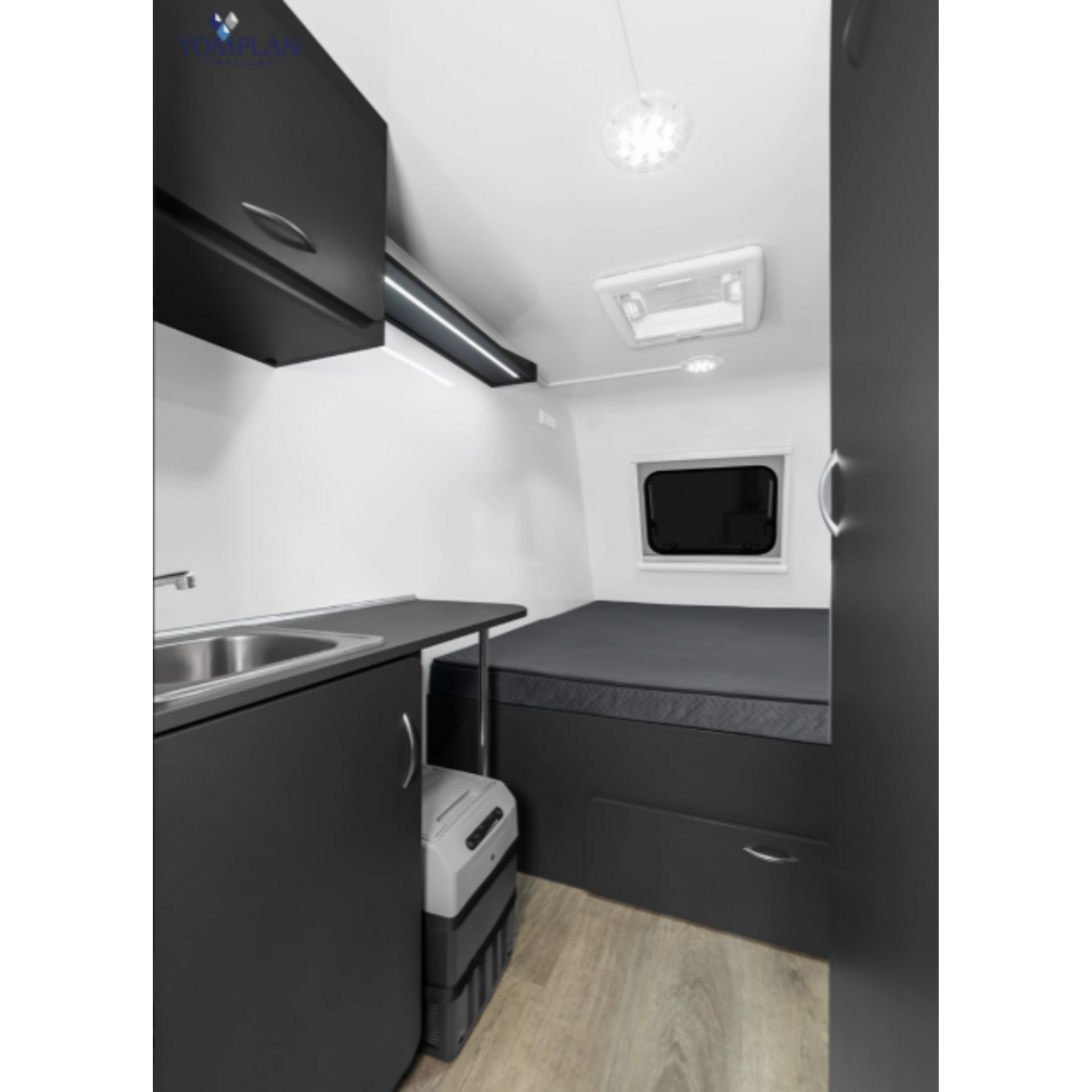 TOMPLAN Kleiner Wohnwagen TFS 320S XL Augestattet - Gebremst