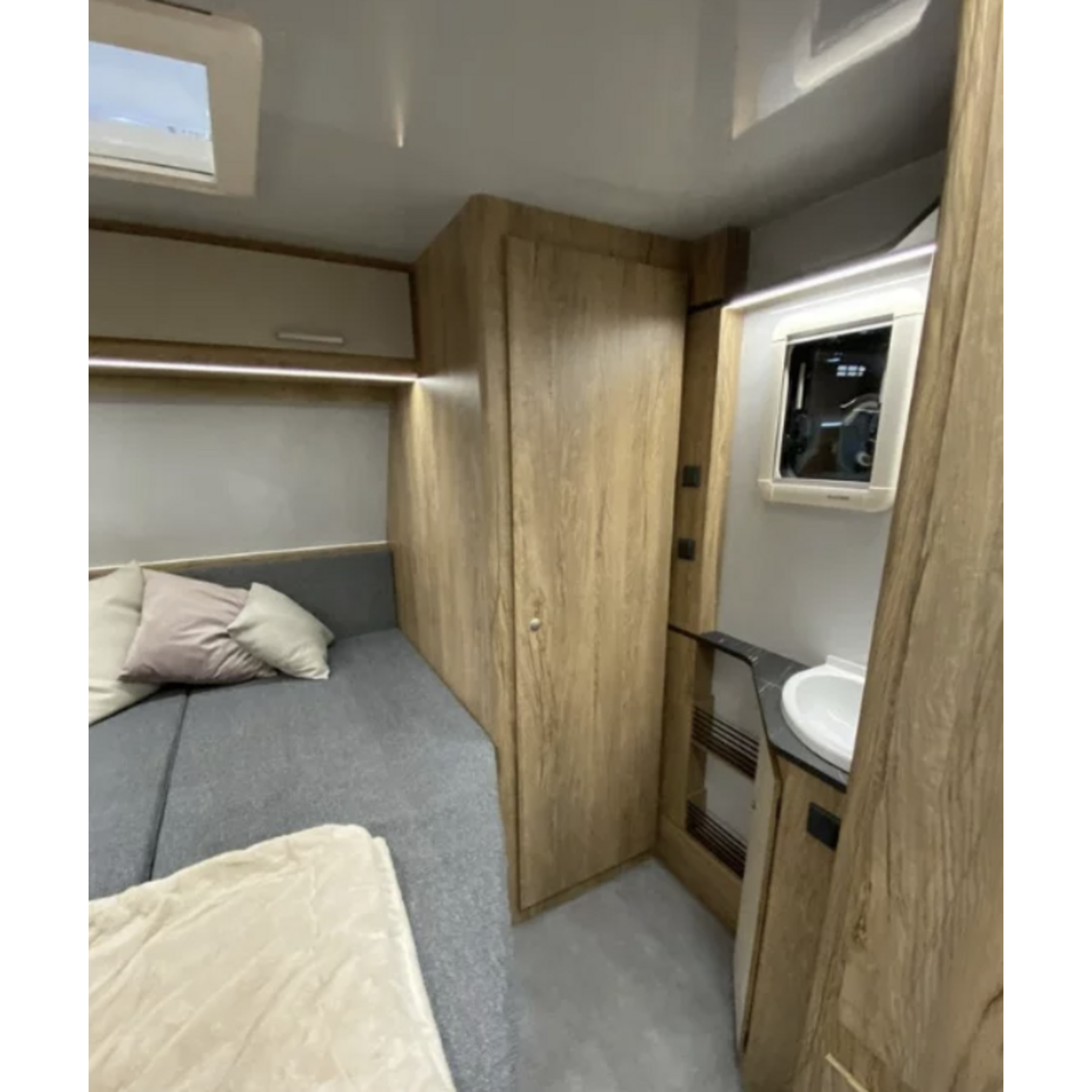 NIEWIADÒW Niewiadów N-Star – Caravane compacte et spacieuse