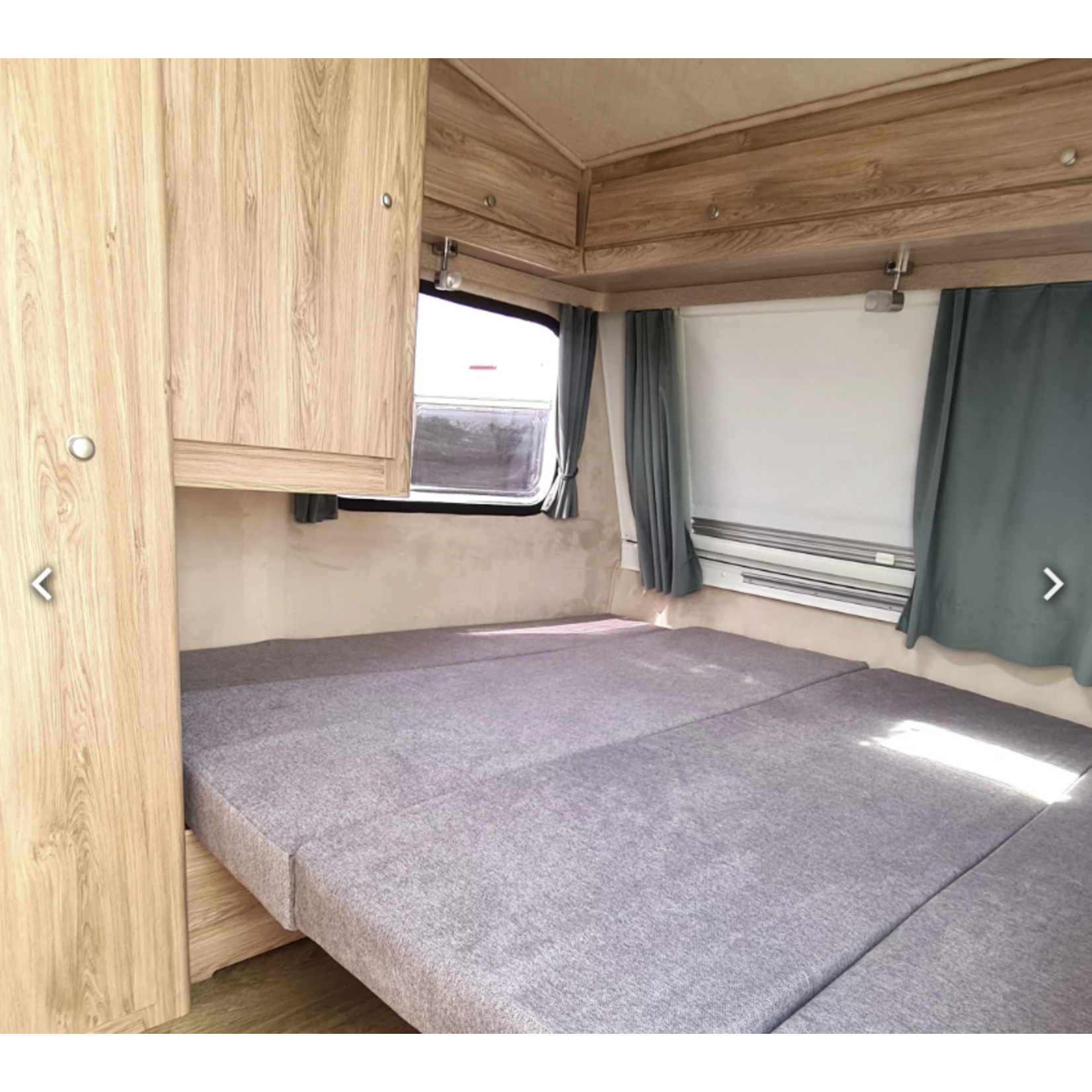 NIEWIADÒW Caravane compacte Niewiadów N126NTL en GFK avec grand couchage