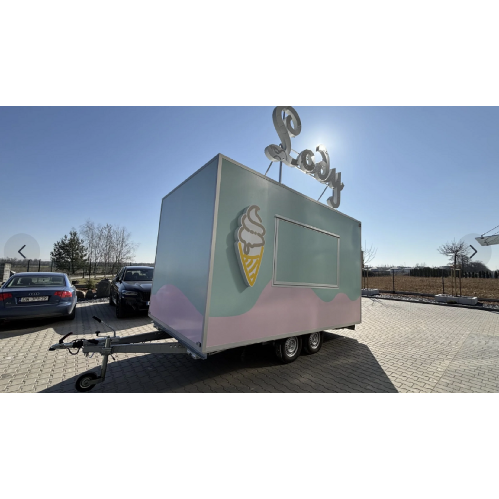 NIEWIADÒW Remorque Magasin ARTISANAL ICE CREAM + SOFT SERVE 4,2 M