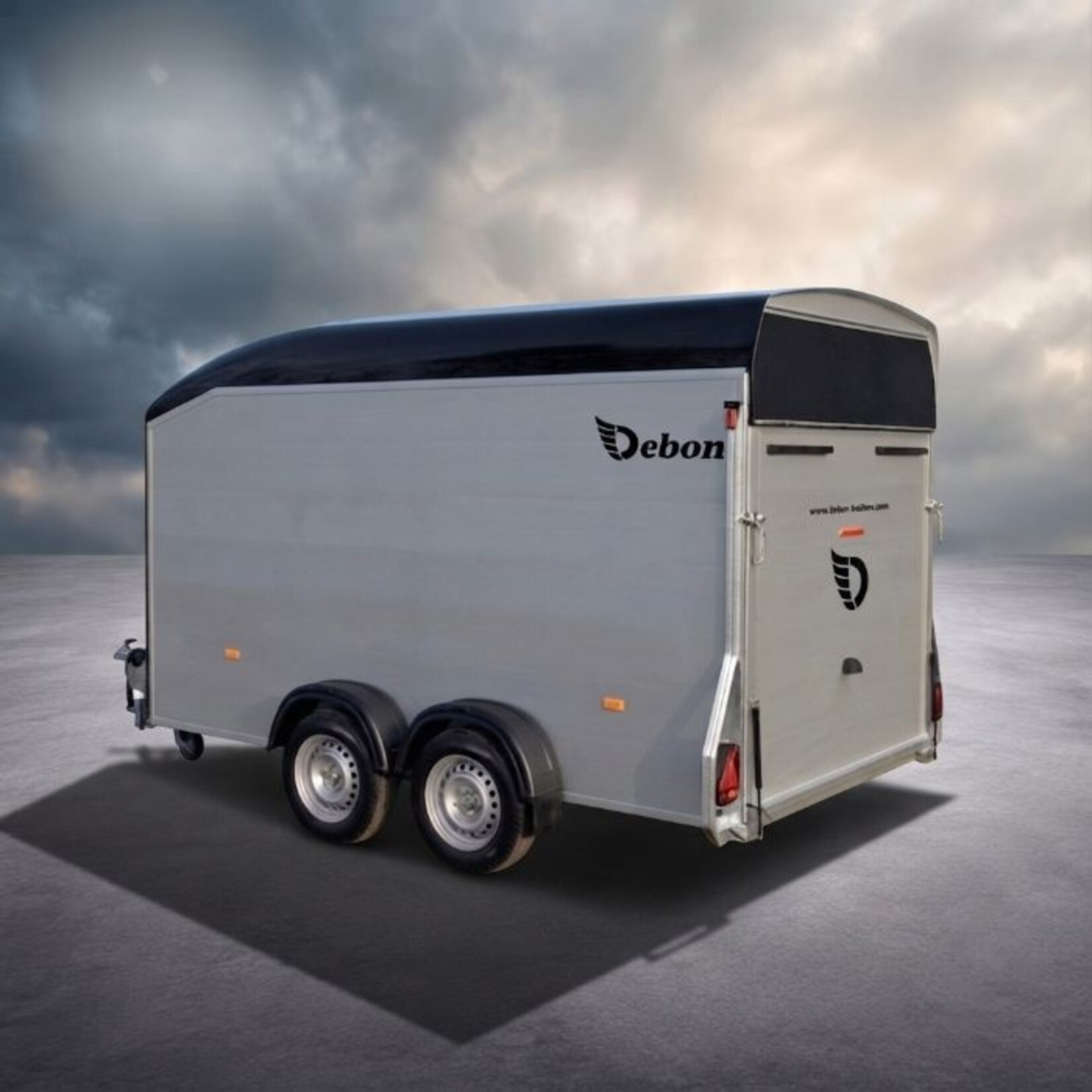 Debon Debon Roadster 700 – Doppelachsiger Kofferanhänger