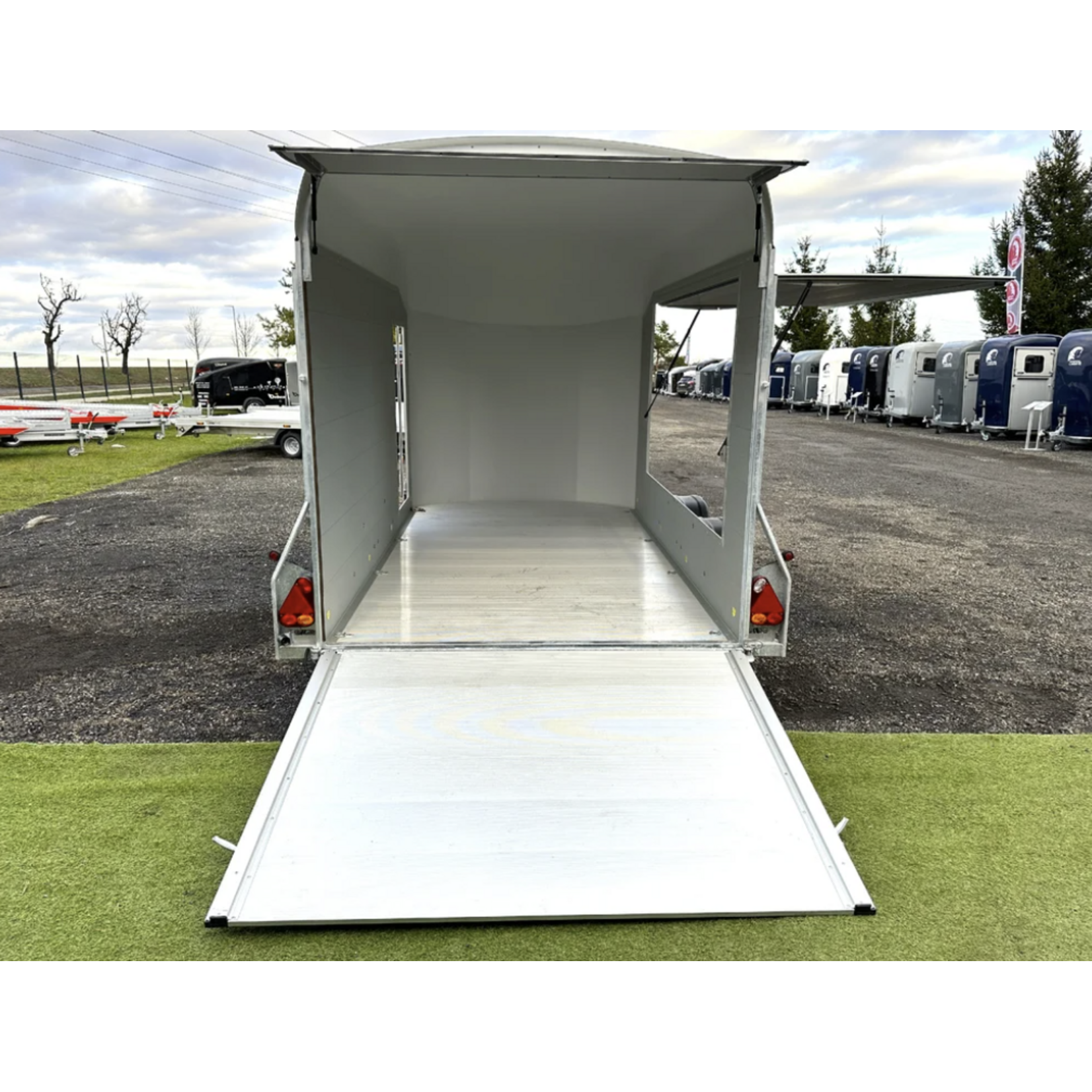Debon Debon C700 Kofferanhänger