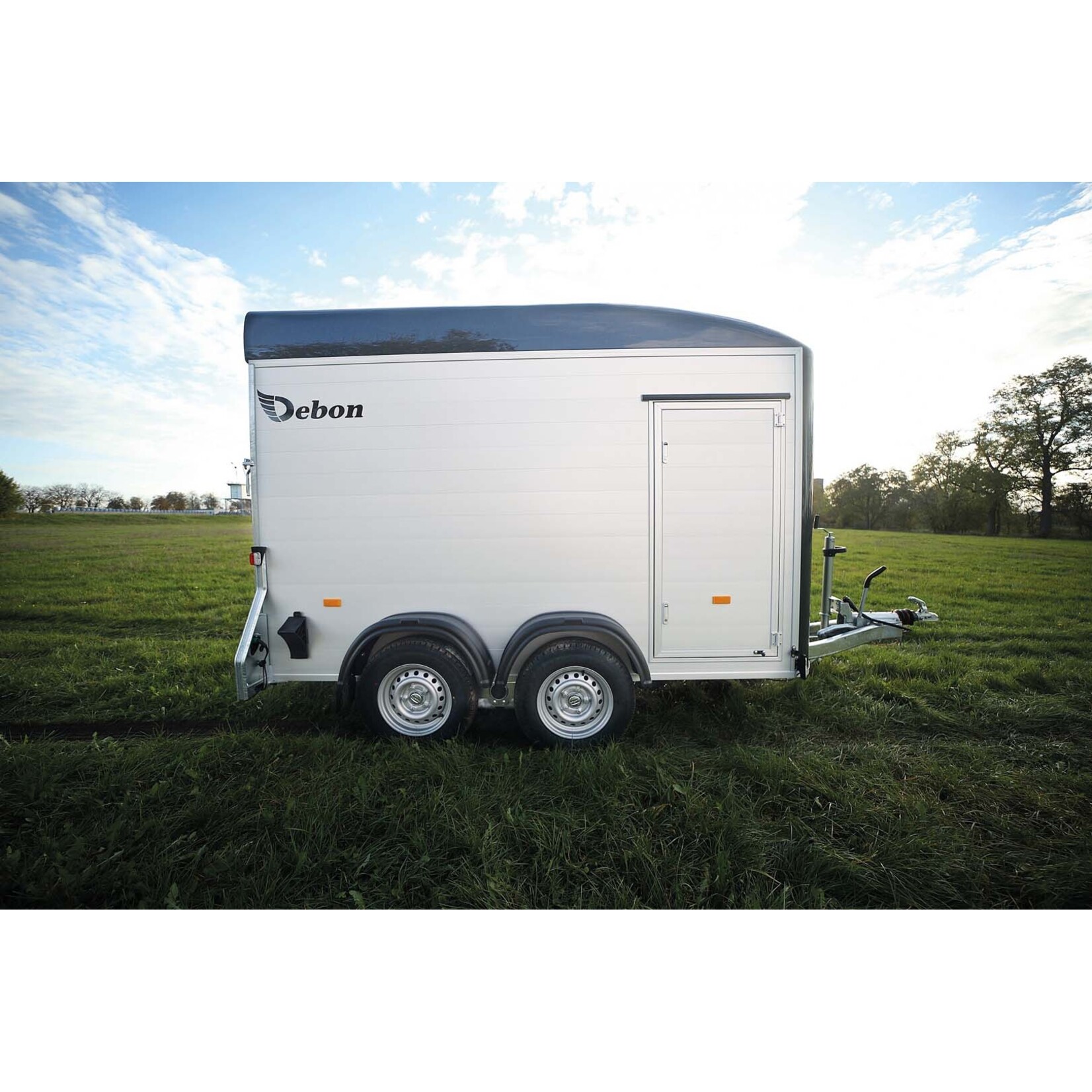 Debon Debon C500 – Remorque fourgon