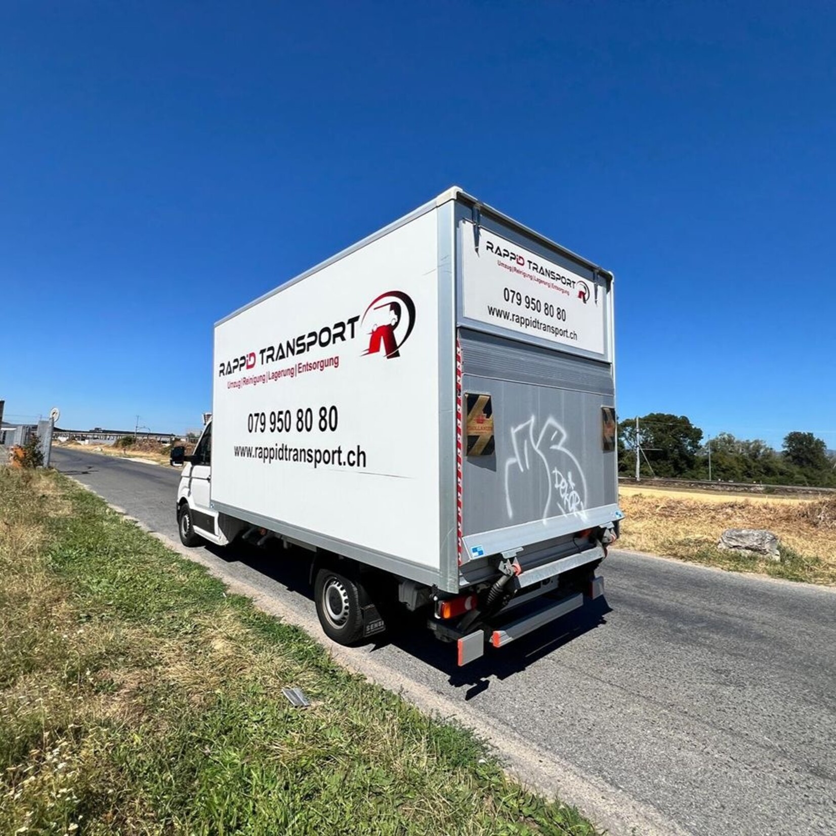 VW Crafter 35 Möbelwagen 23 m³ mit Hebebühne