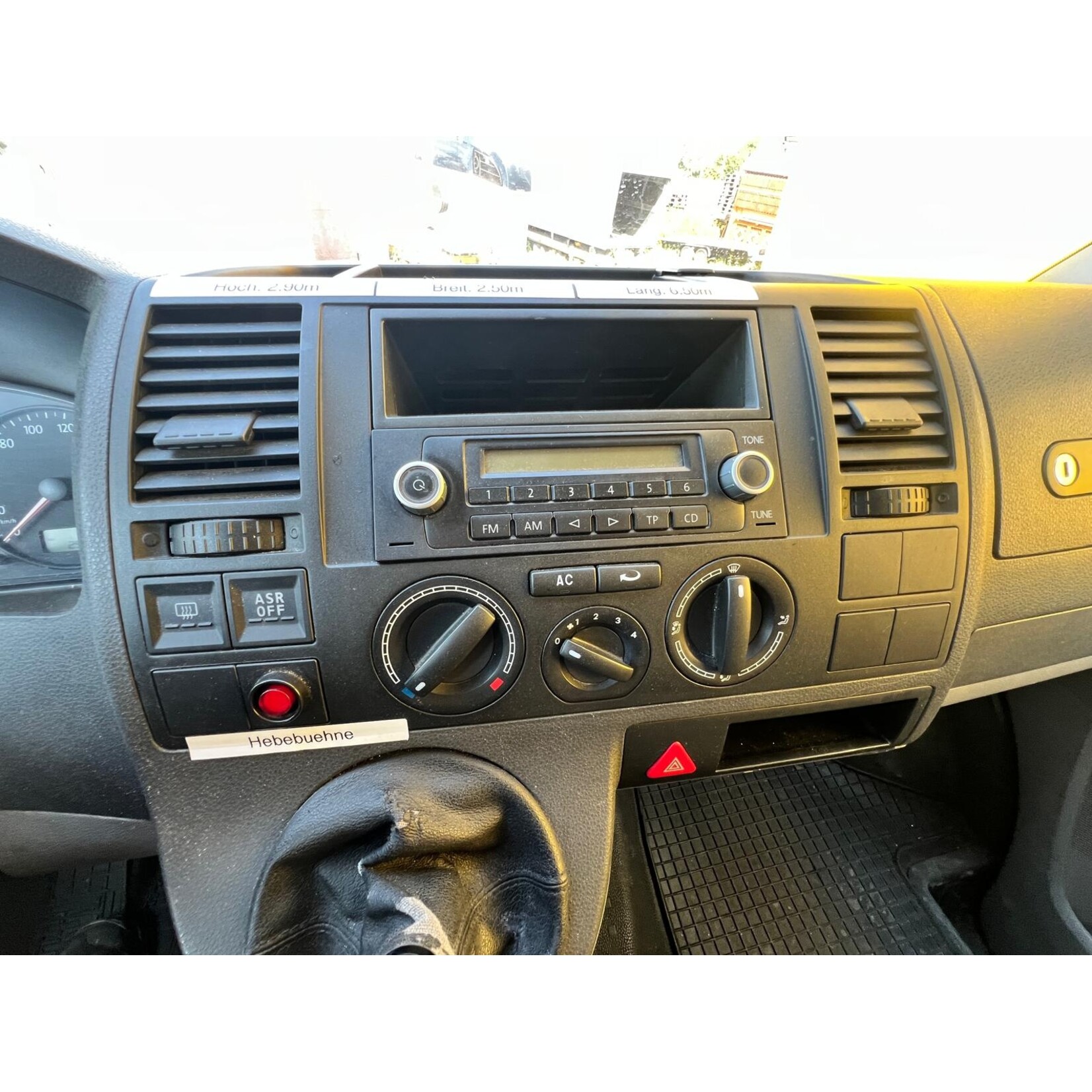 VW T5 Baldinger camion de déménagement avec hayon élévateur