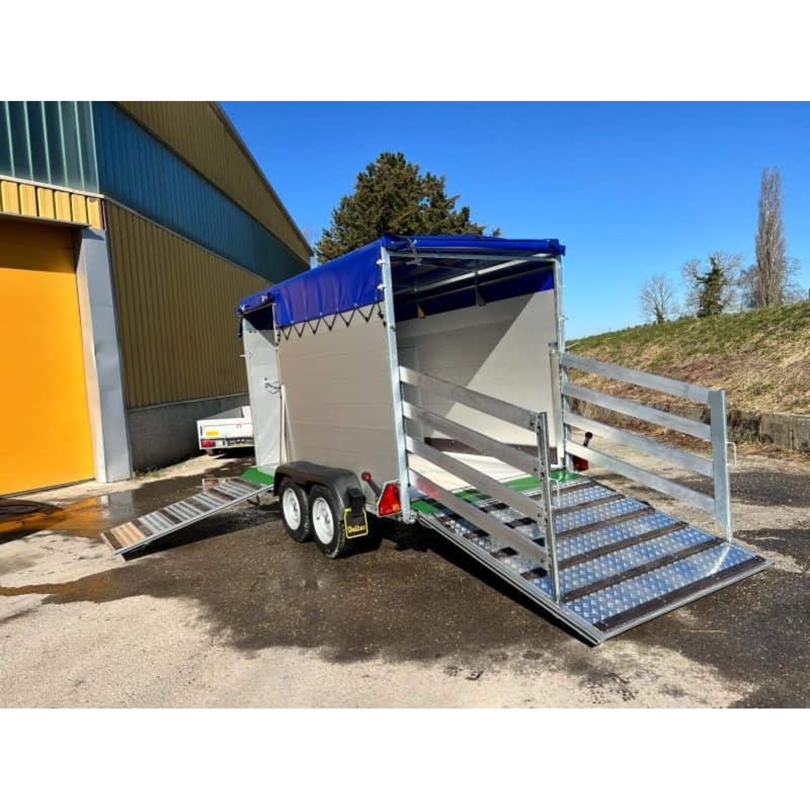 VT 2700 Eco remorque pour transport de bétail – 2700 kg – aluminium