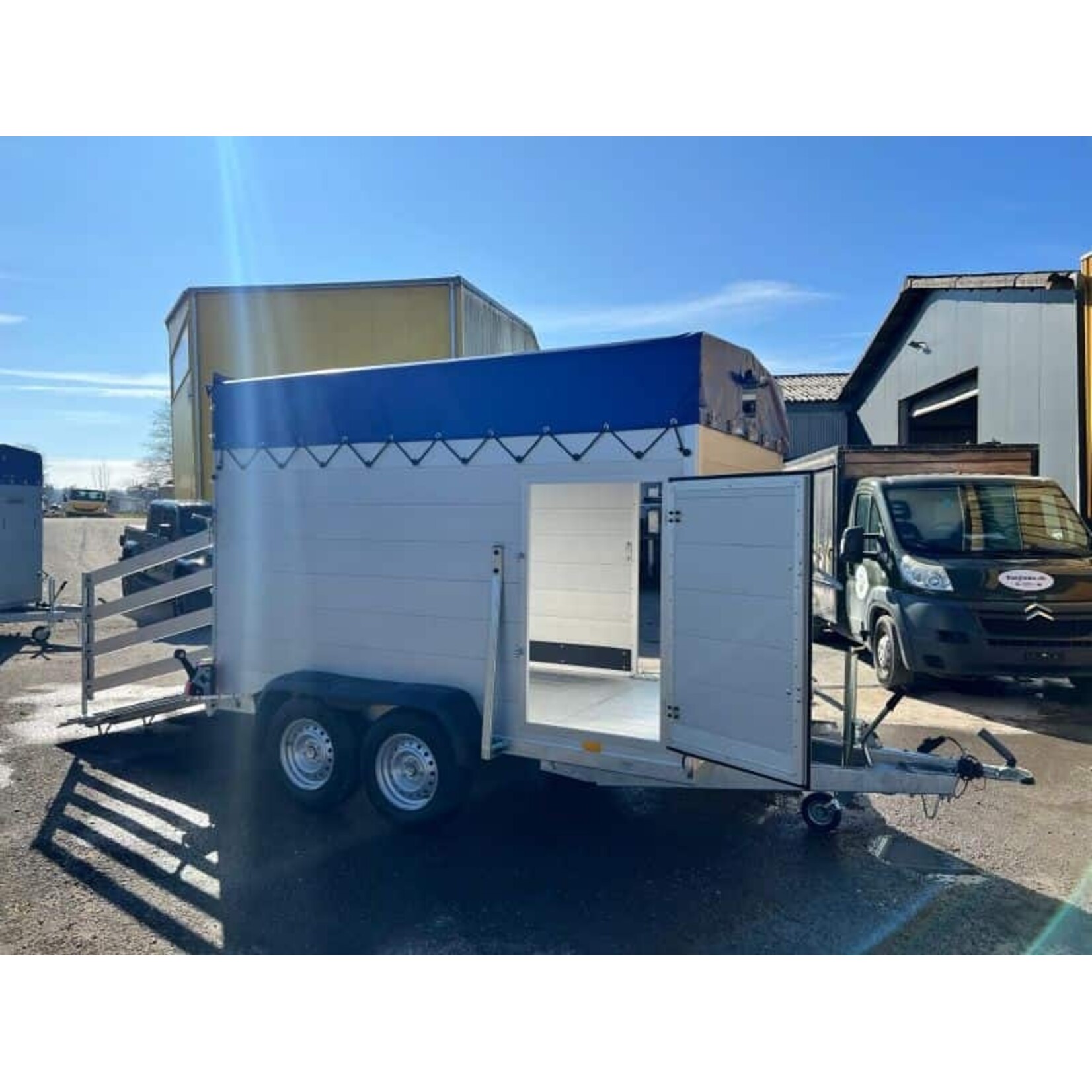 VT 2700 Eco Viehtransportanhänger 2700 kg – Aluminium – sofort verfügbar