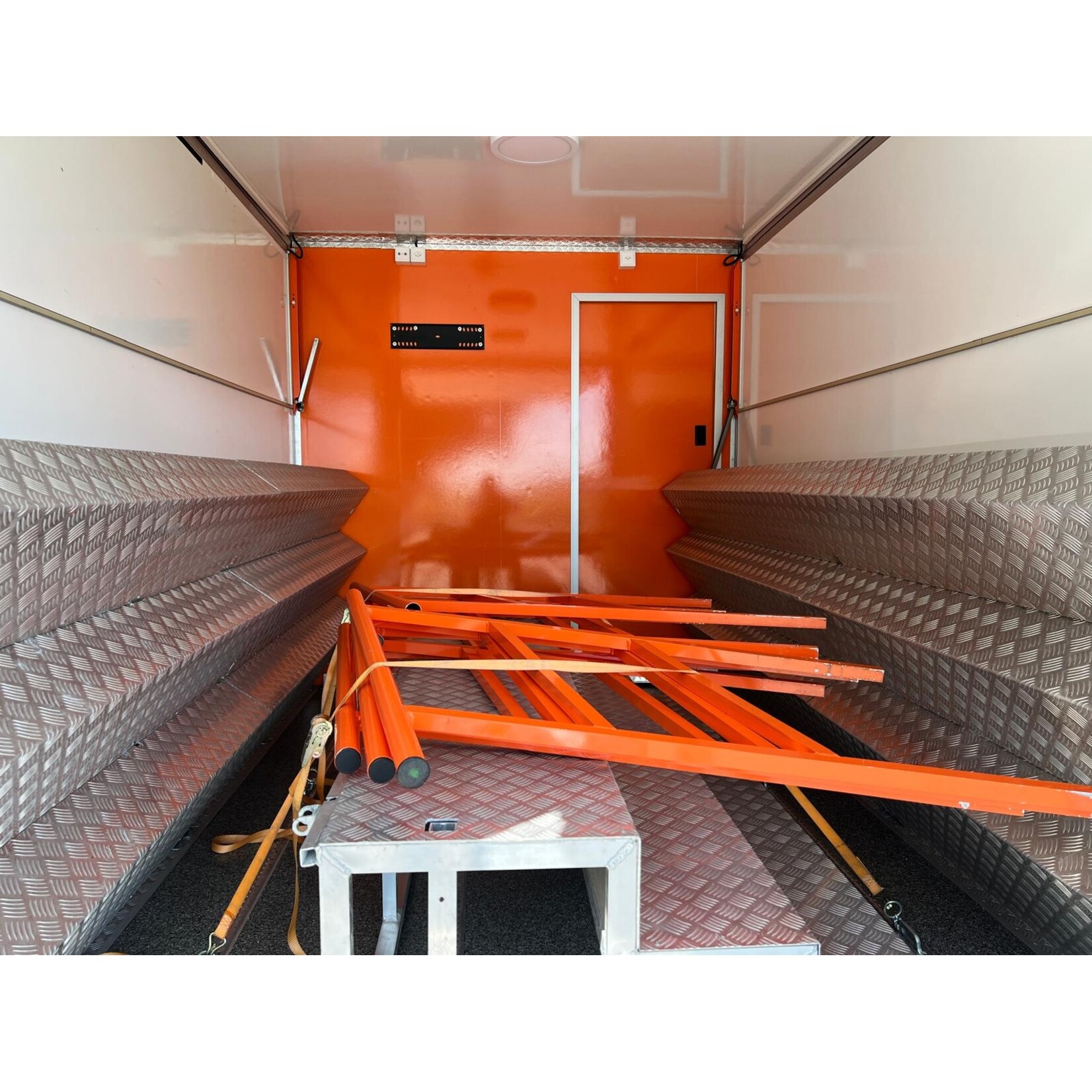 Daltec Cargo 25 SP Expo – Eventanhänger – Baujahr 07/2019 – 2500 kg