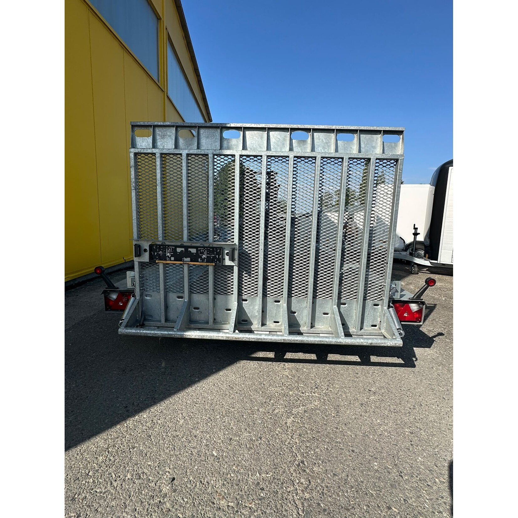 Temared Builder VZ 35-40 BAC 3 – remorque plateau 3 essieux – année 2024