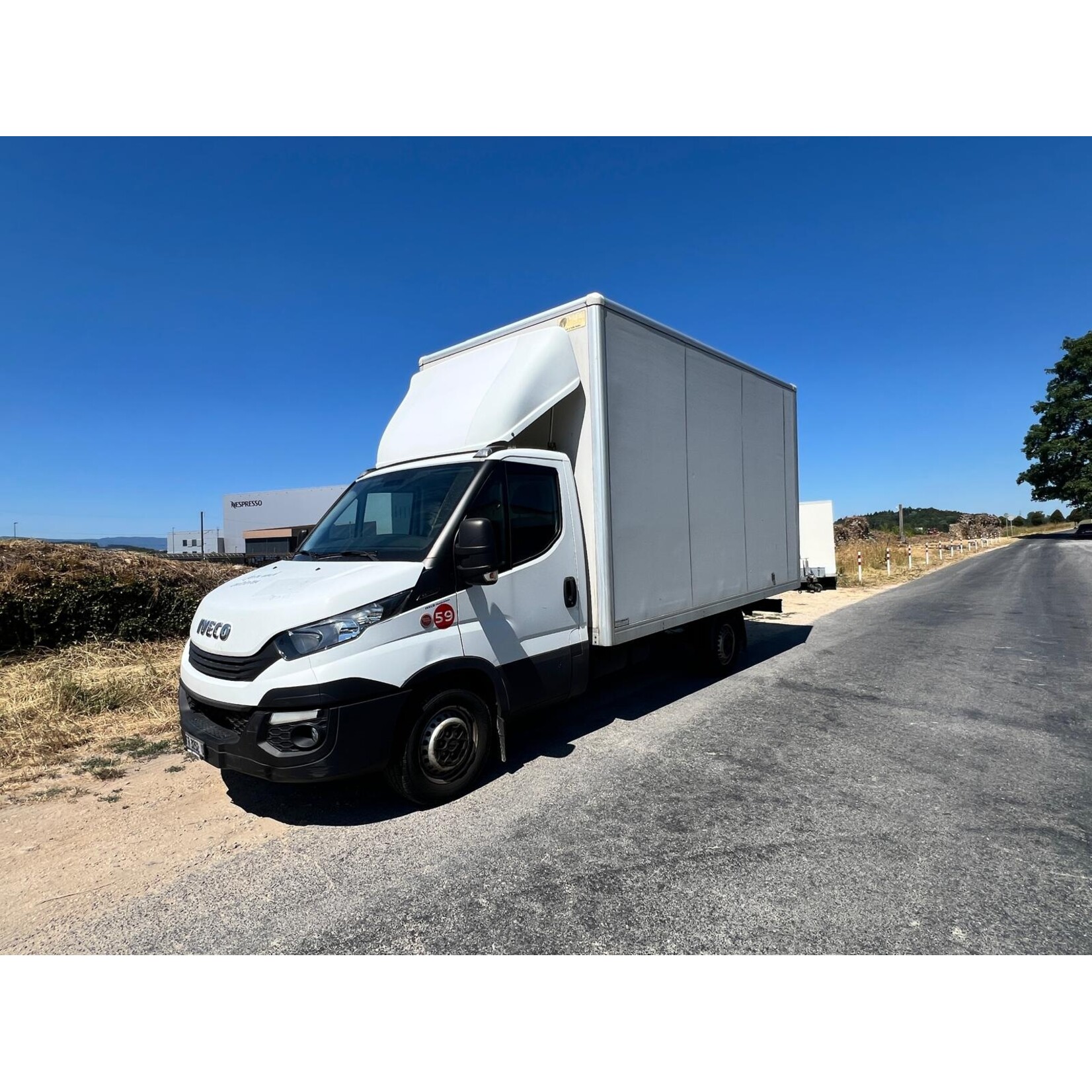 Möbelwagen Umzugsfahrzeug Iveco Turbo Daily 35S16