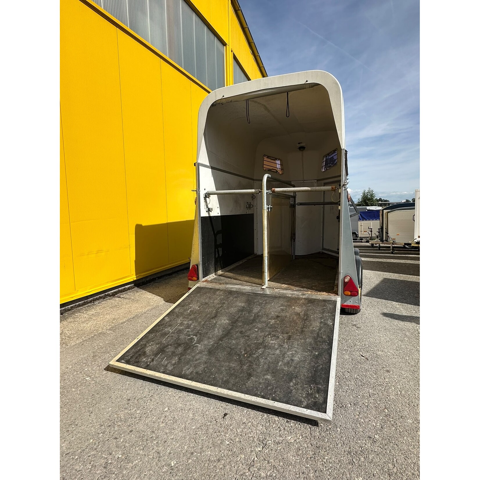 Remorque pour chevaux Thiel TF4 de Luxe – année 2013 – 2000 kg