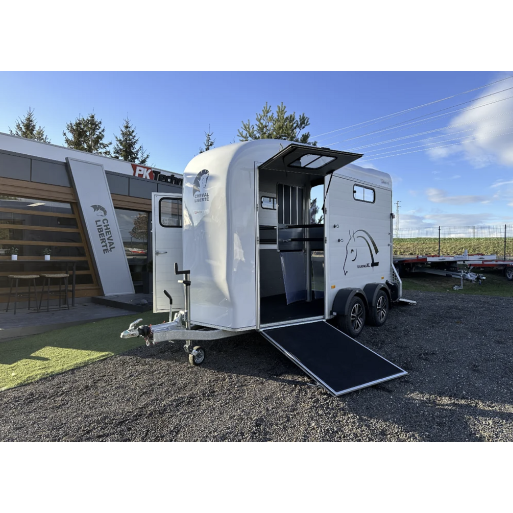 Cheval Liberté Cheval Liberté Touring XL 2 Doors - Van pour chevaux