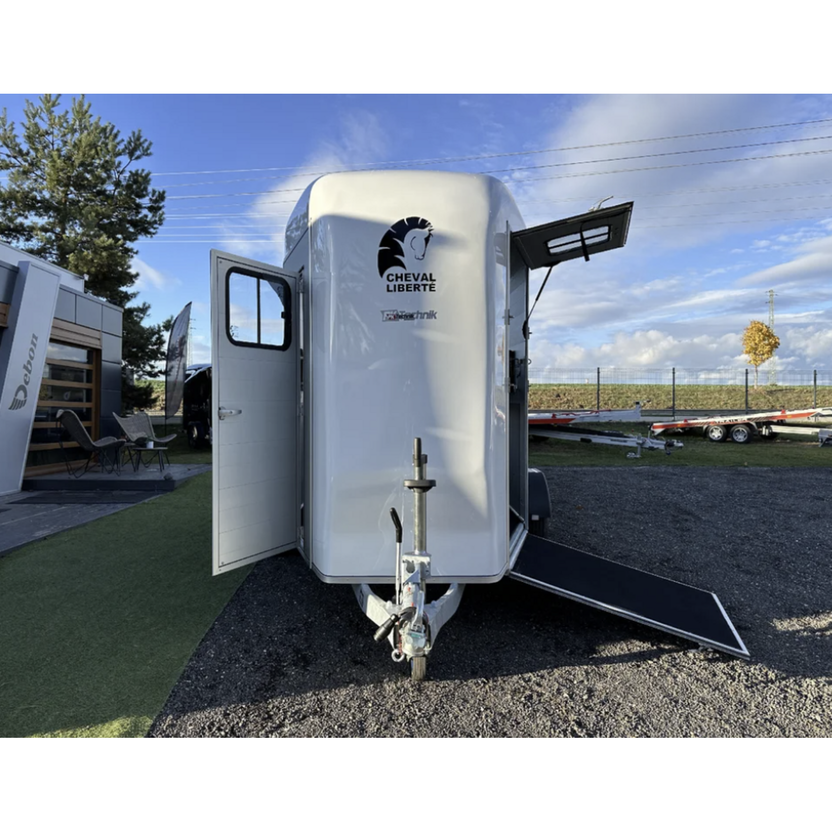 Cheval Liberté Cheval Liberté Touring XL 2 Doors - Van pour chevaux