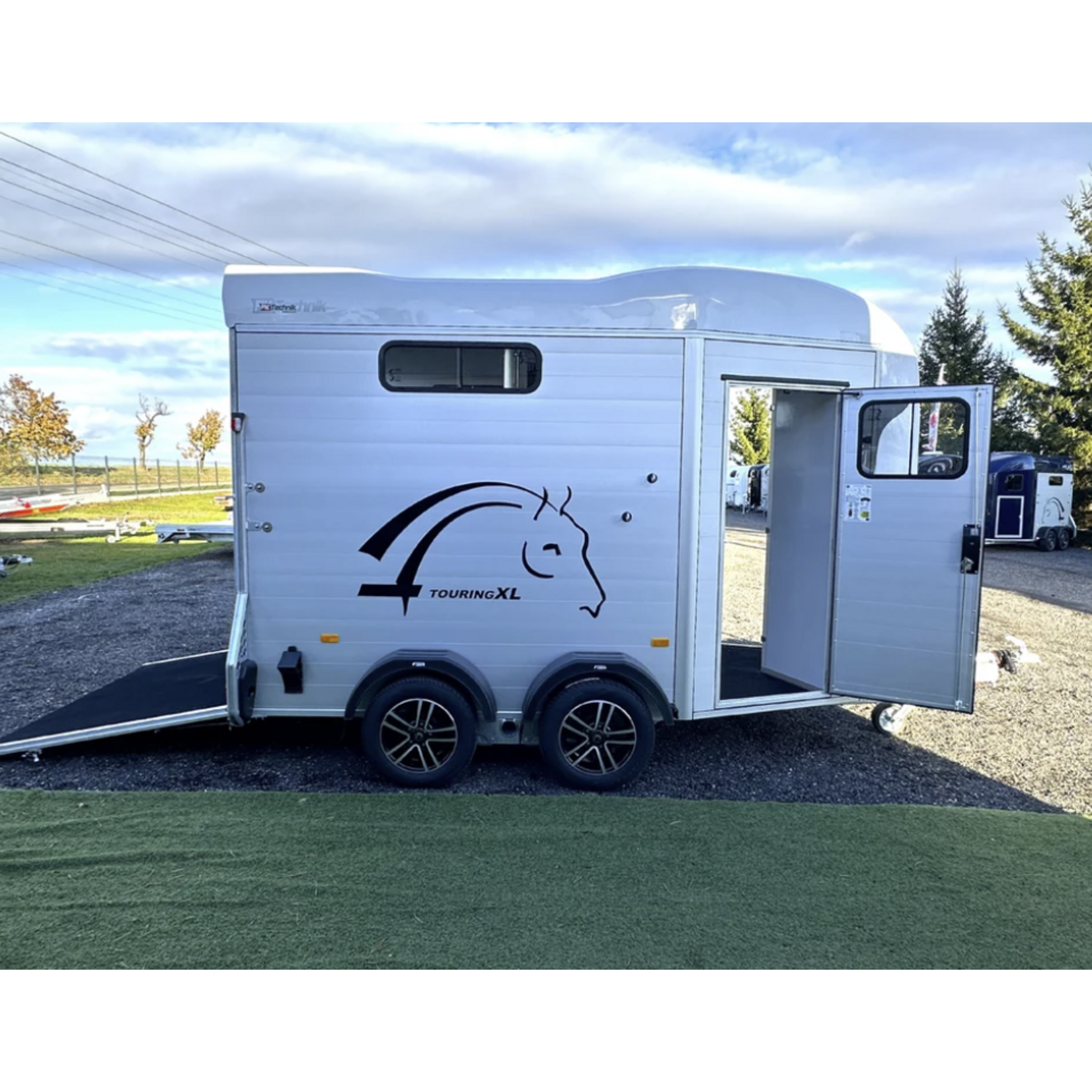 Cheval Liberté Cheval Liberté Touring XL 2 Doors - Van pour chevaux