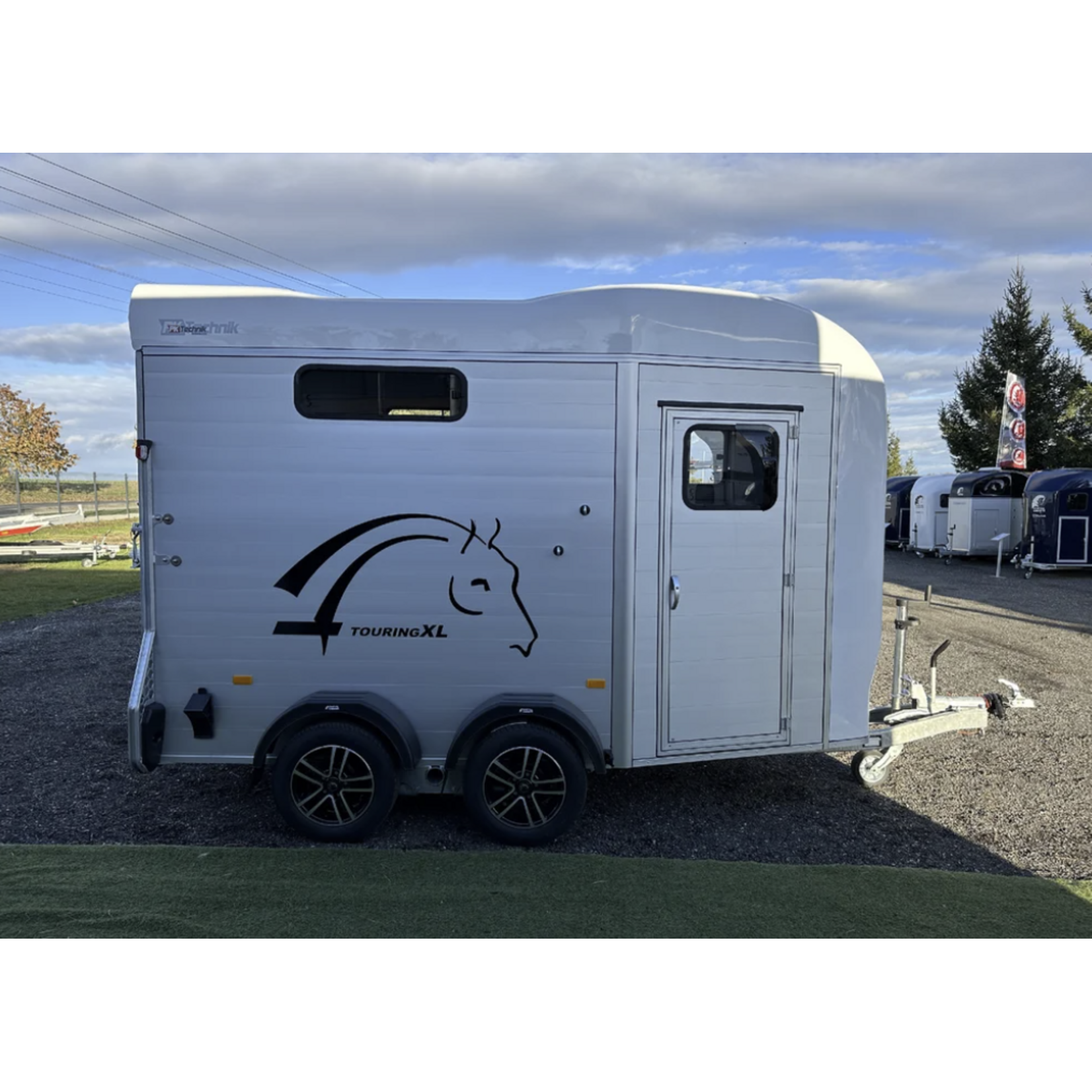 Cheval Liberté Cheval Liberté Touring XL 2 Doors - Van pour chevaux