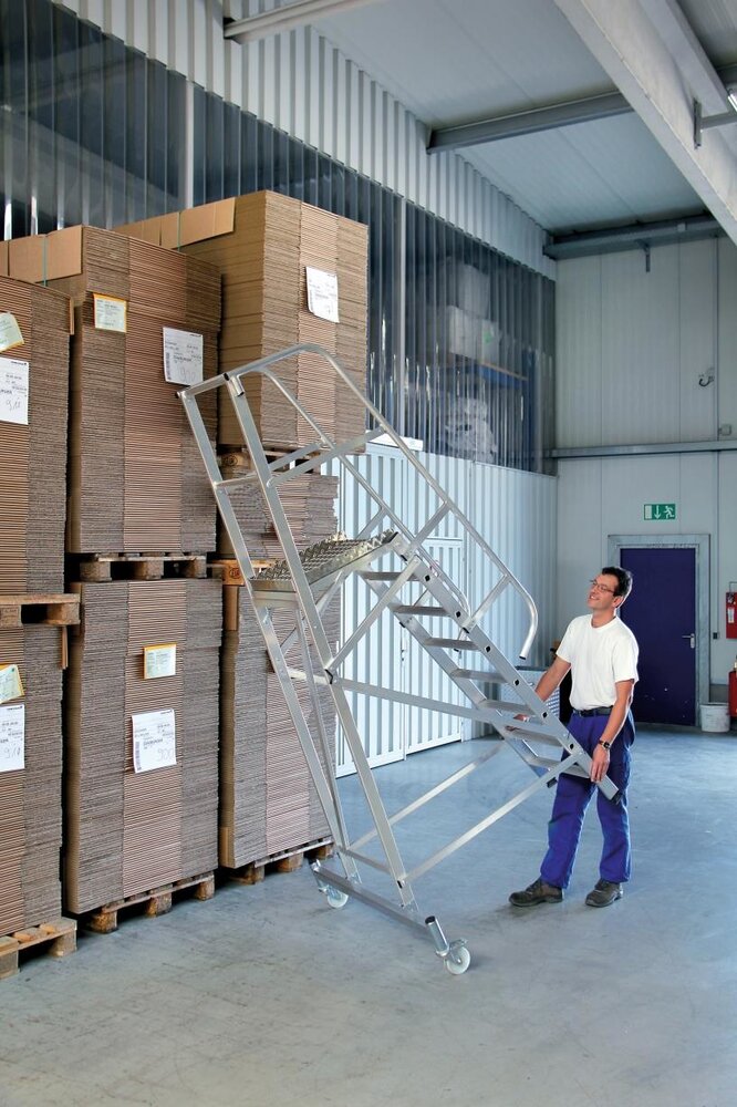 Roossien Platformtrap, verrijdbaar, 9 treden