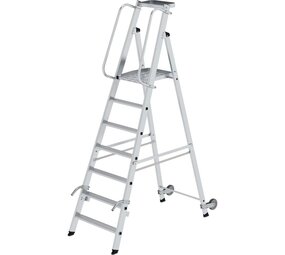 Roossien Verrijdbare platformtrap met 7 treden en leuning Roossien Verrijdbare platformtrap met 7 treden en leuning