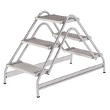 Munk Dubbelzijdige plateautrap, 2x3 staal roostertreden Munk Dubbelzijdige plateautrap, 2x3 staal roostertreden