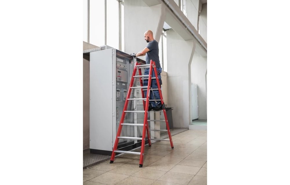 Kunststof dubbele trap, 2x8 treden