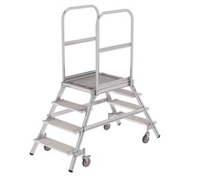 Munk Aluminium dubbele bordestrap met 2x4 stalen treden Munk Aluminium dubbele bordestrap met 2x4 stalen treden