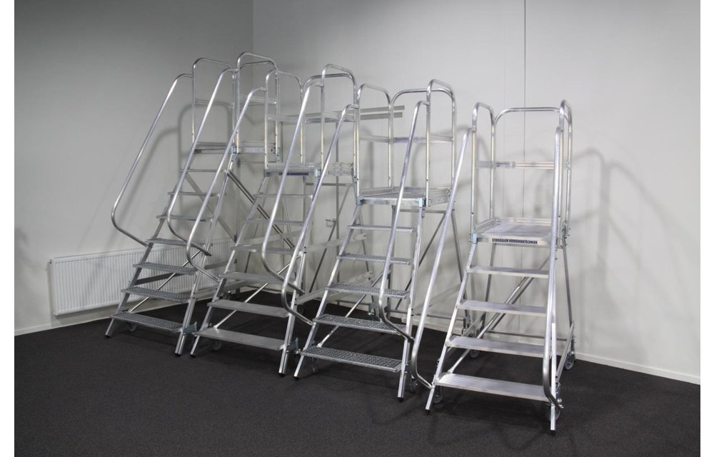 Aluminium bordestrap met 3 stalen treden
