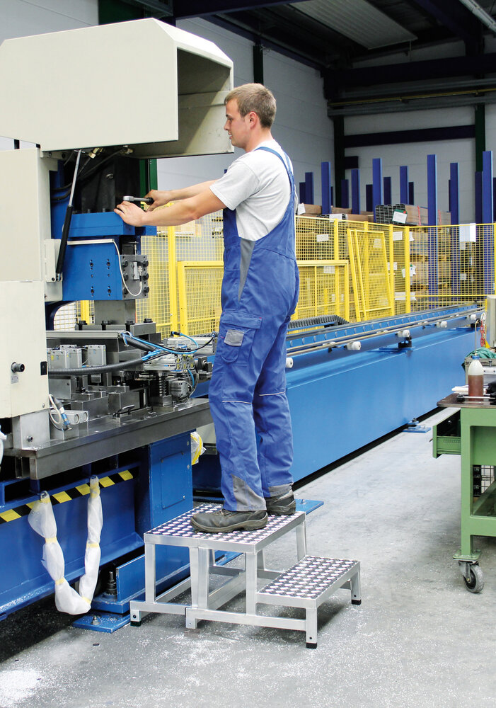 Roossien Plateautrap, gelast model 2 treden