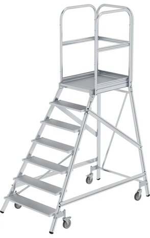 Munk Verrijdbare bordestrap, 7 treden Munk Verrijdbare bordestrap, 7 treden