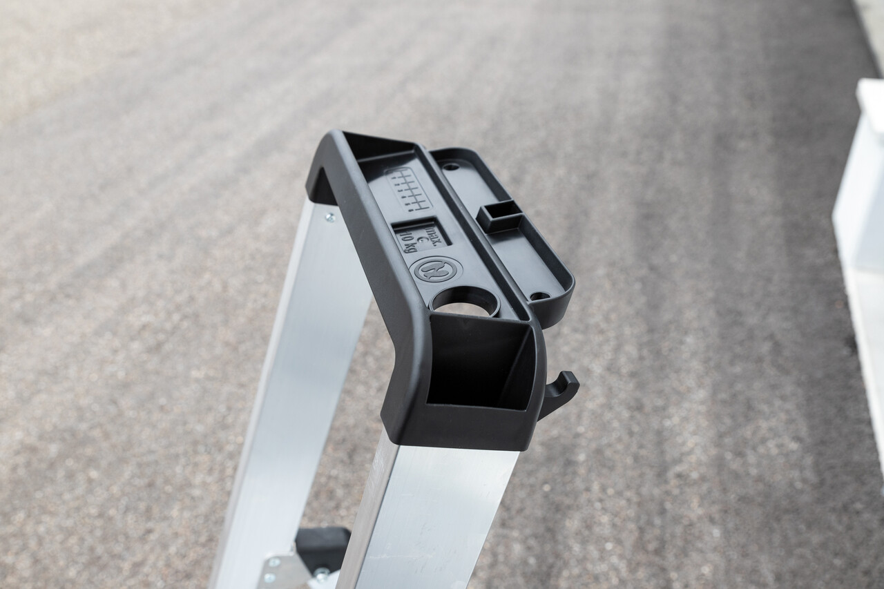 Roossien Aluminium industrietrap, 10 treden, verrijdbaar