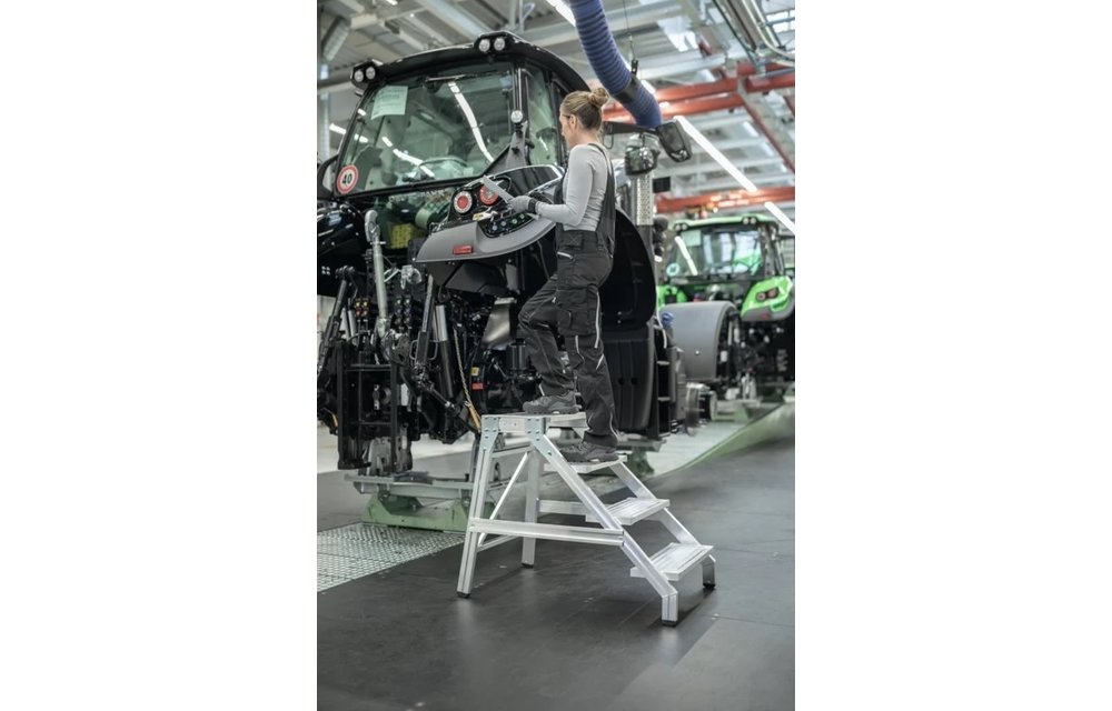 Montagetrap, 3 aluminium treden