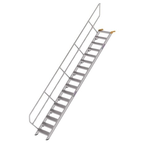 Munk Aluminium vaste trap 45°, 17 treden (600mm breed) Munk Aluminium vaste trap 45°, 17 treden (600mm breed)