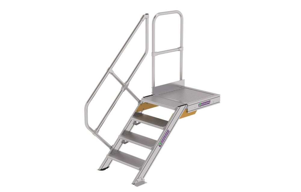Vaste trap met platform 45°, 4 treden (B=600mm)
