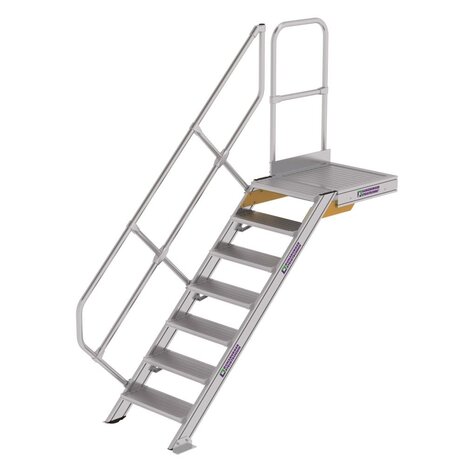 Munk Vaste trap met platform 45°, 7 treden (600mm breed) Munk Vaste trap met platform 45°, 7 treden (600mm breed)