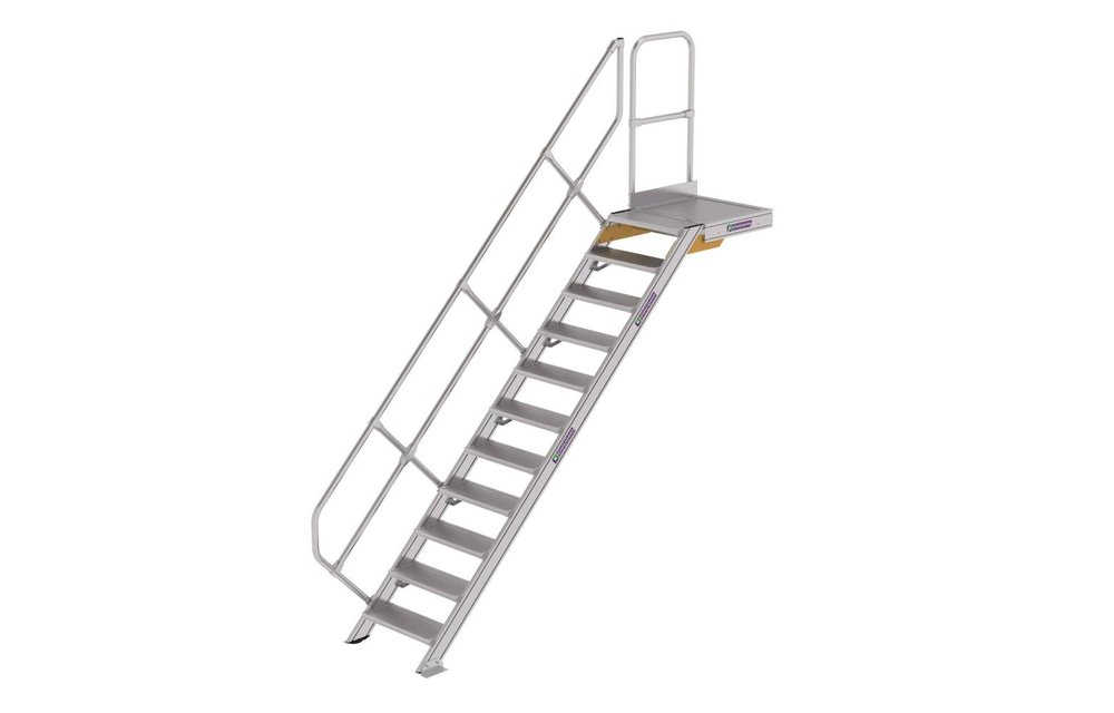Vaste trap met platform 45°, 11 treden (600mm breed)