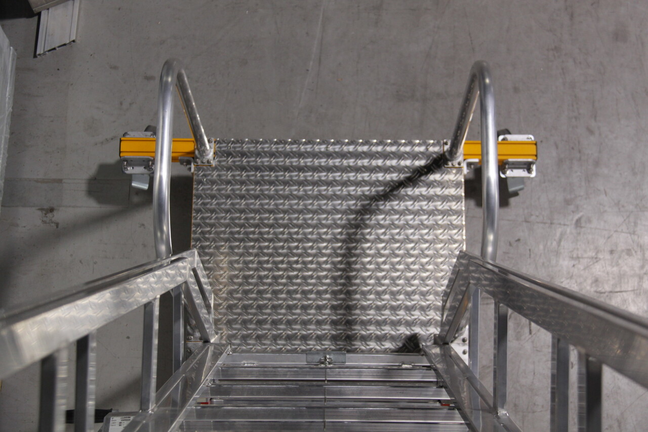 Roossien Tankwagenladder Type 2