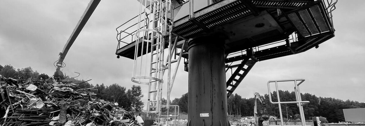 Virol blij met klimmateriaal