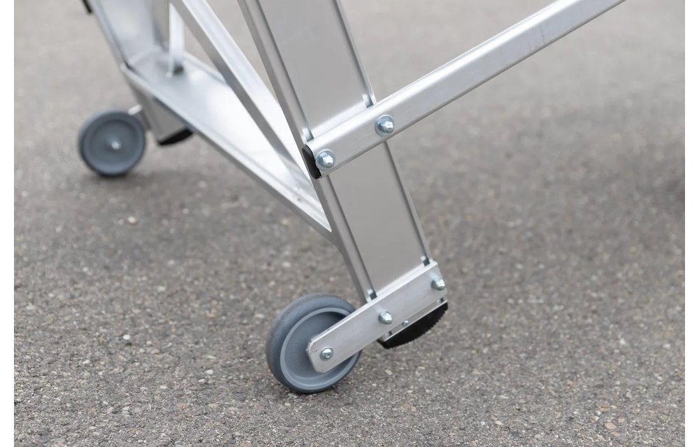 Verrijdbare plateautrap, 5 treden en handgrepen (600mm breed)