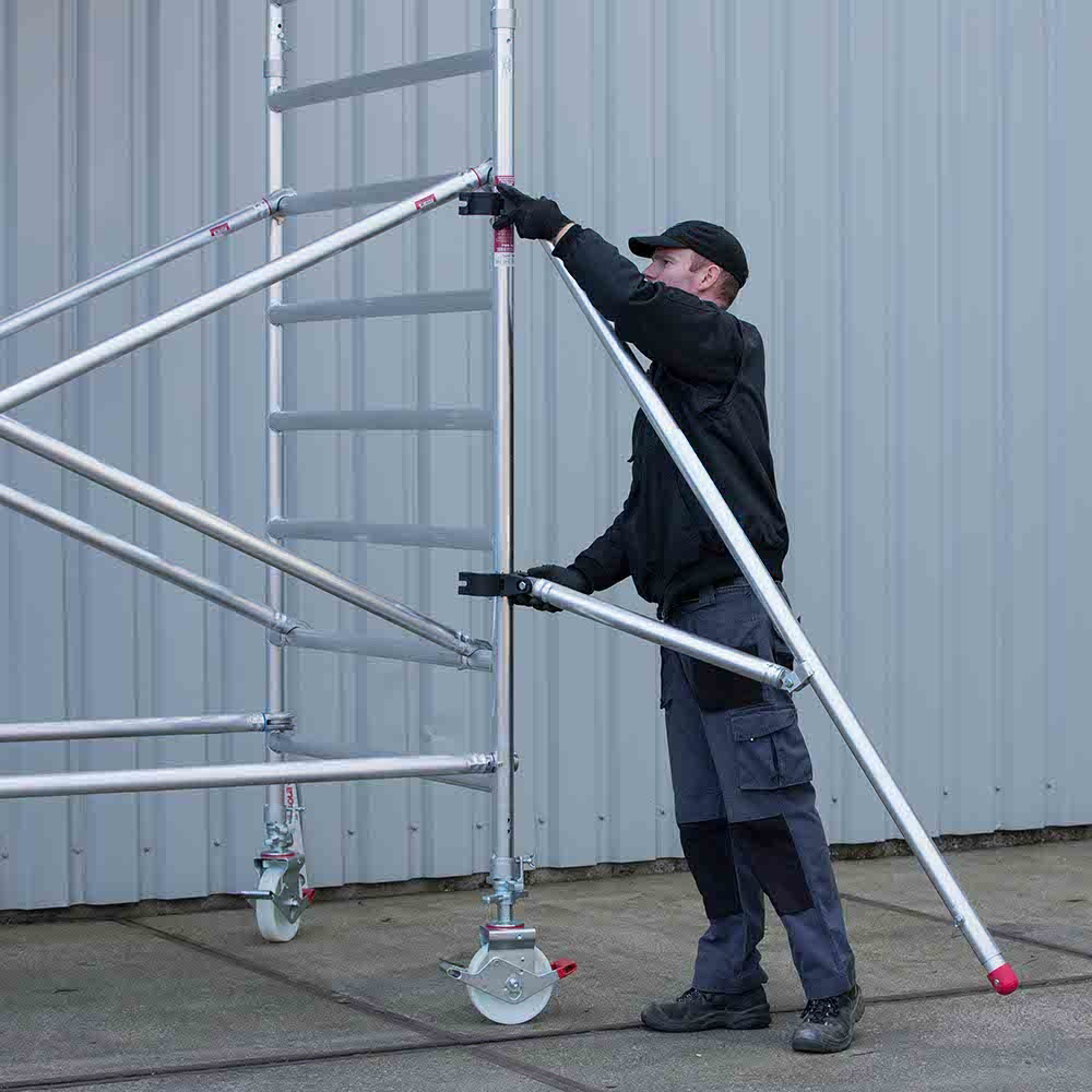 Roossien Rolsteiger compleet 1350x2500 — 9,2m werkhoogte Roossien Rolsteiger compleet 1350x2500 — 9,2m werkhoogte