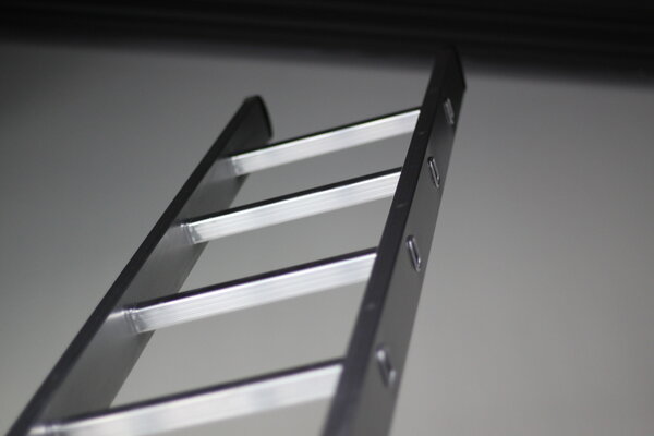 Munk Aluminium enkele ladder, 12 sporten met stabilisatiebalk Munk Aluminium enkele ladder, 12 sporten met stabilisatiebalk
