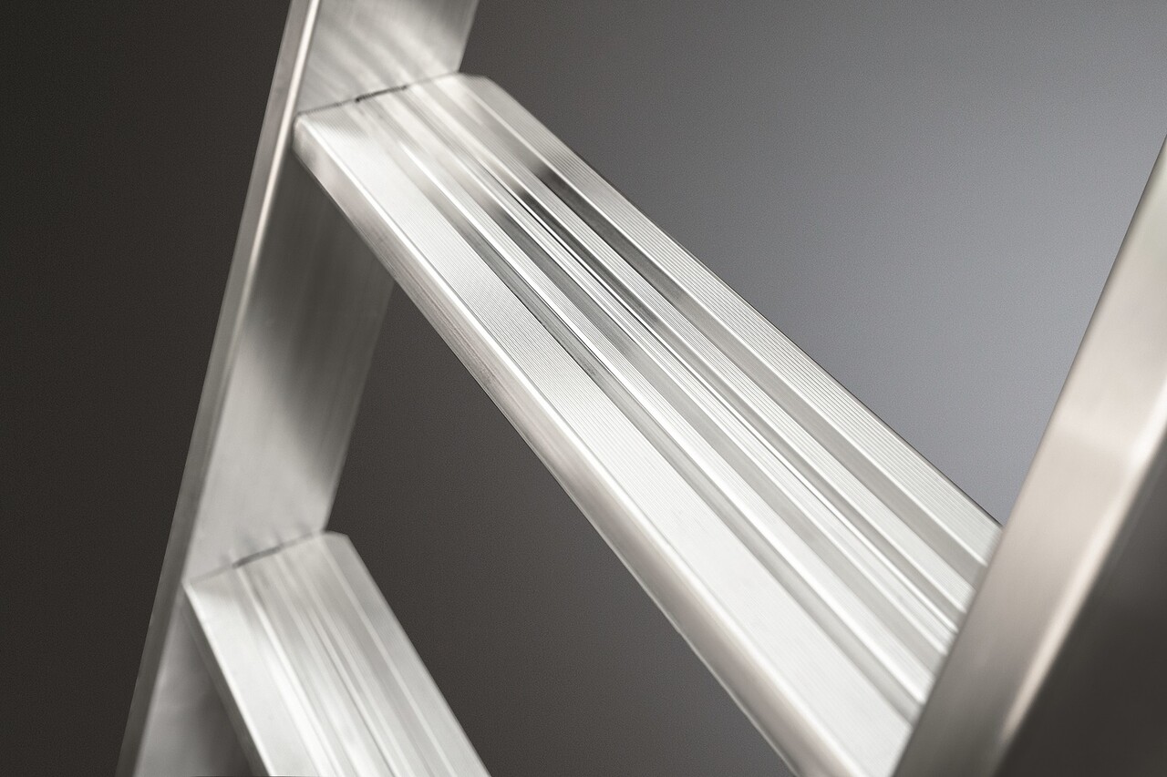 Roossien Platformtrap, 6 treden met leuning