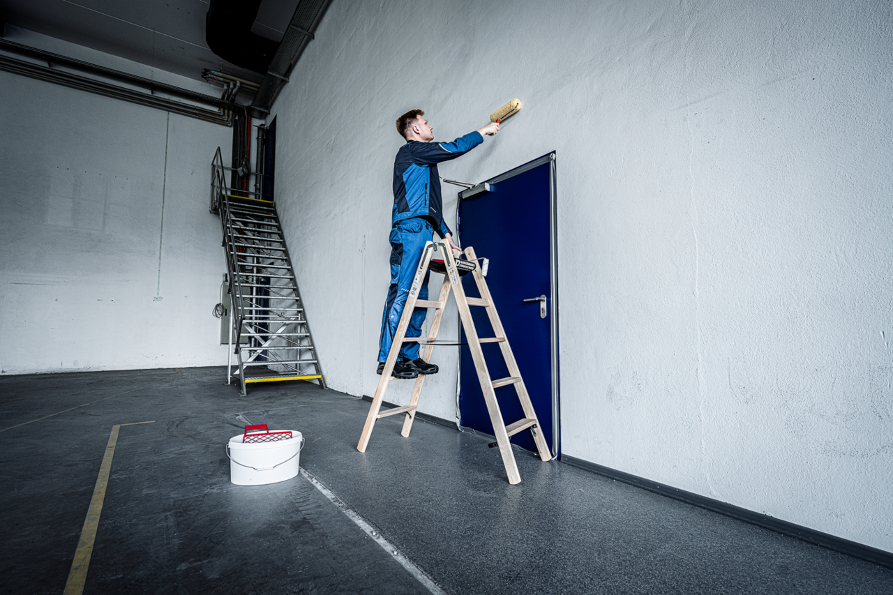 Roossien Houten dubbele trapladder, 2x6 treden Roossien Houten dubbele trapladder, 2x6 treden