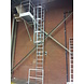 Roossien Kooiladder met zijwaarts bordes Roossien Kooiladder met zijwaarts bordes