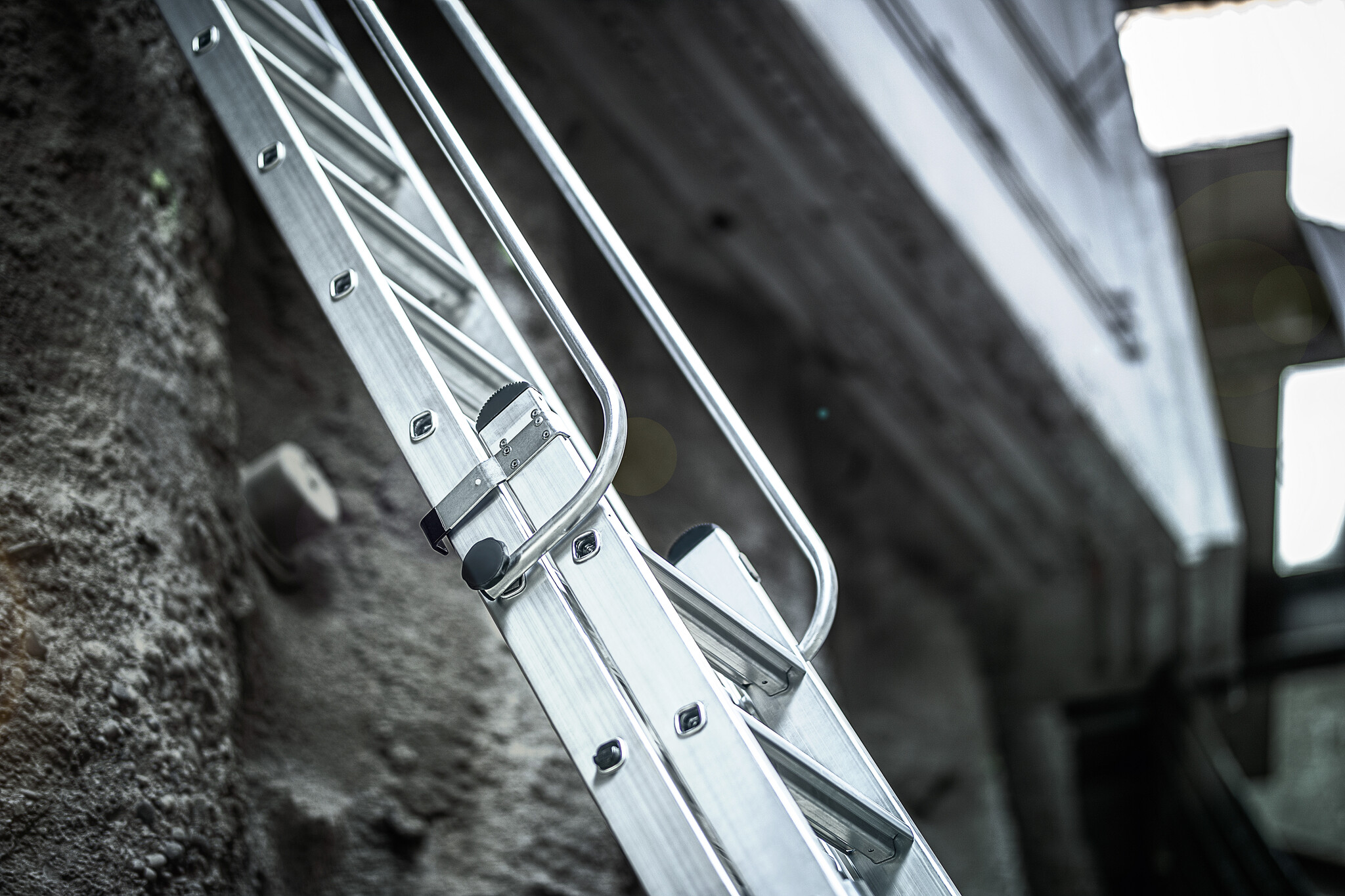 Hoe hoog mag ik op een ladder werken? Hoe hoog mag ik op een ladder werken?