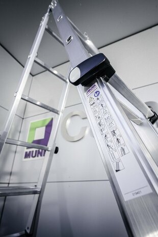 Munk Aluminium telescoopladder, 4x4 sporten Munk Aluminium telescoopladder, 4x4 sporten