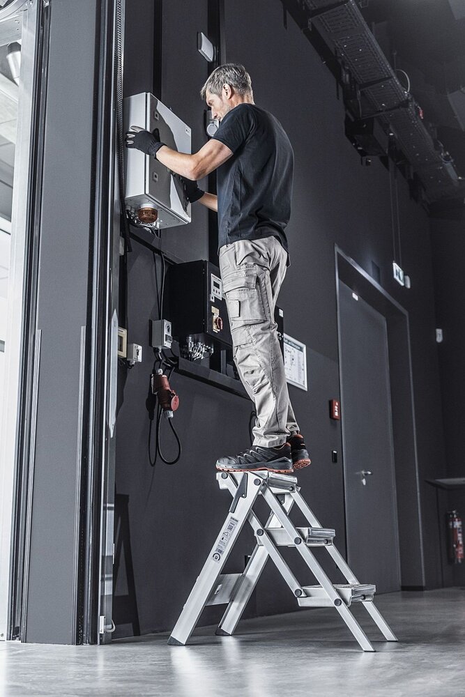 Roossien Aluminium klaptrap met 3 treden, Type ML