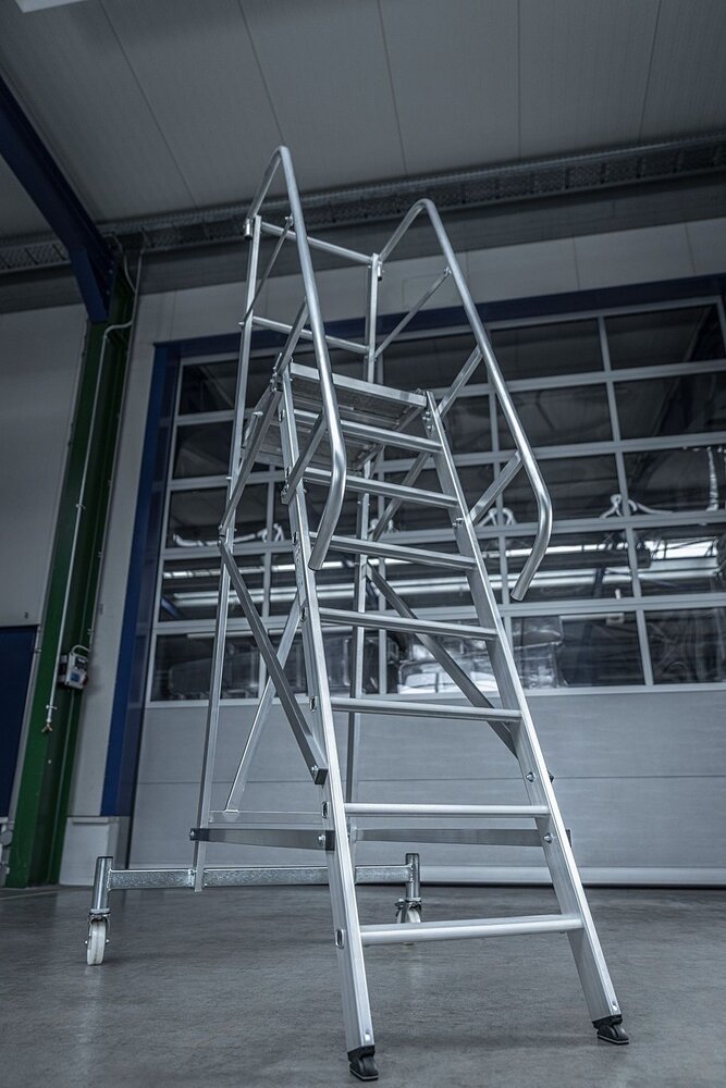 Roossien Platformtrap, verrijdbaar, 9 treden