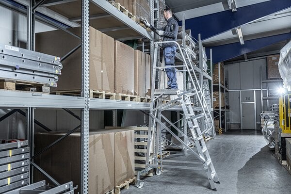 Roossien Platformtrap, verrijdbaar, 9 treden