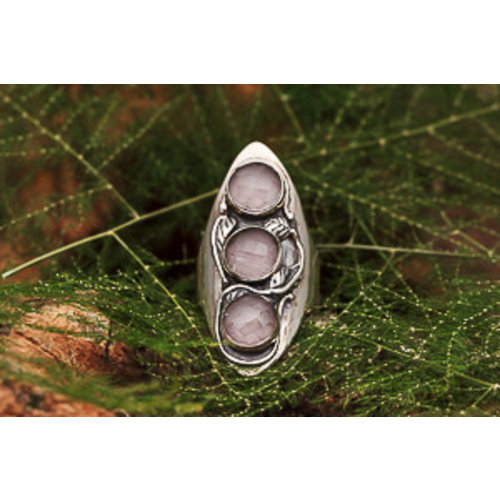 Ring Rozenkwarts Drie Stenen Floraal Ring Rozenkwarts Drie Stenen Floraal